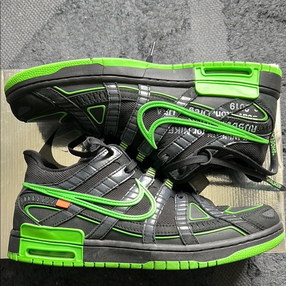 Nike Off White Rubber Dunks - Picture 3 of 7